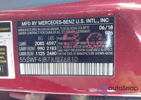 2018 Mercedes-Benz C 300 z USA, uszkodzony, nr VIN 55SWF4JB7JU276810